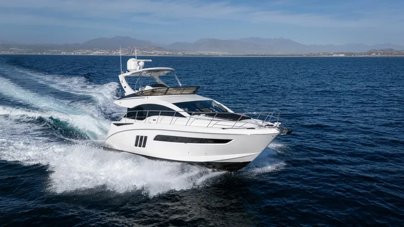 Slide: The Image of Sea Ray 51 Flybridge 2017 - 50