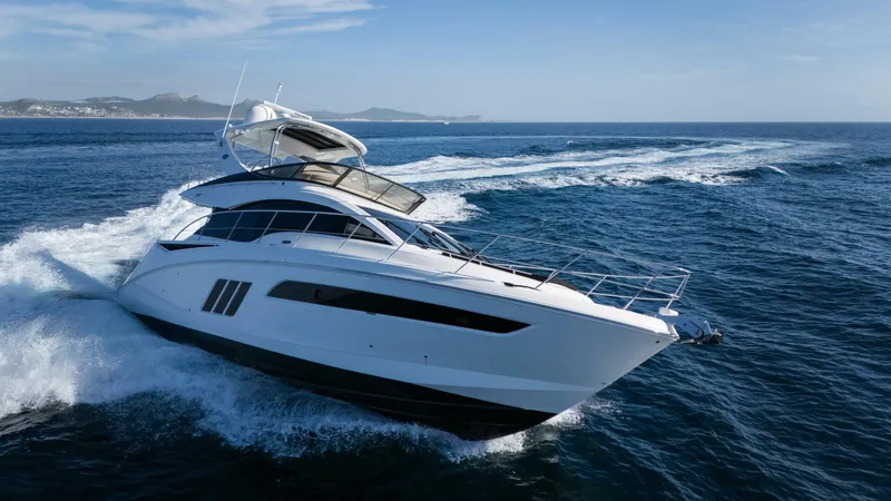 Slide: The Image of Sea Ray 51 Flybridge 2017 - 53
