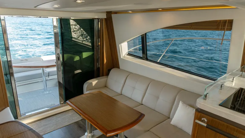 Slide: The Image of Sea Ray 51 Flybridge 2017 - 6