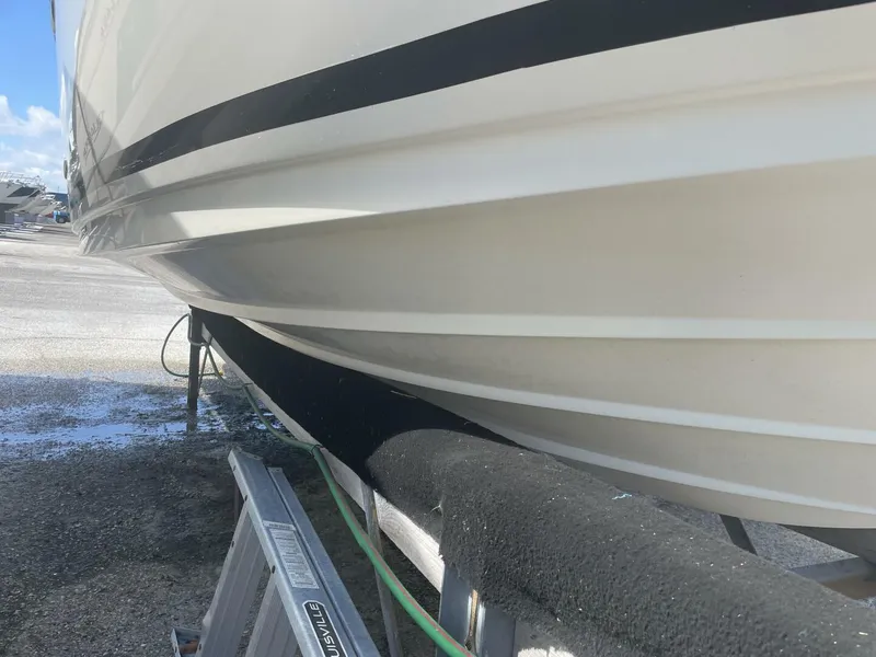 Slide: The Image of Sea Ray 260 Sundancer 2015 - 12