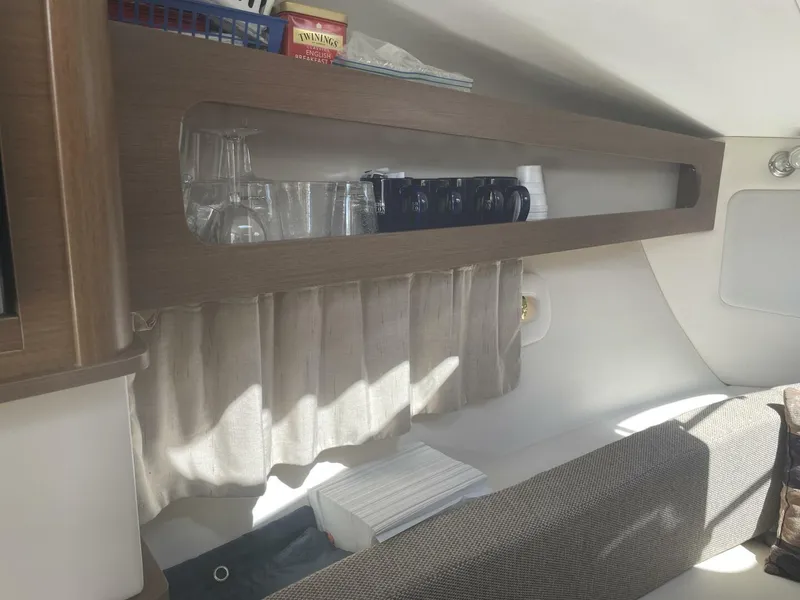 Slide: The Image of Sea Ray 260 Sundancer 2015 - 36