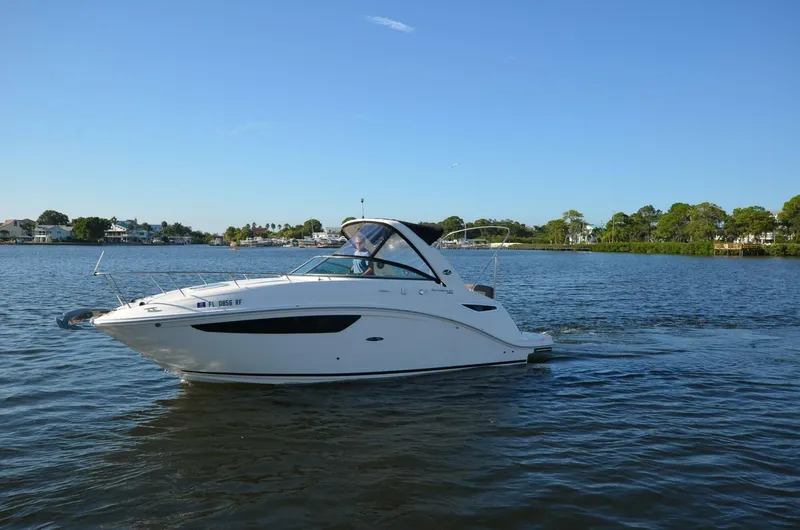 Slide: The Image of Sea Ray 260 Sundancer 2015 - 4