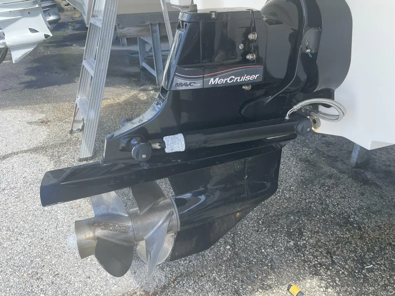 Slide: The Image of Sea Ray 260 Sundancer 2015 - 55