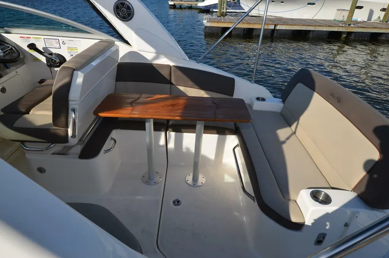 Slide: The Image of Sea Ray 260 Sundancer 2015 - 7