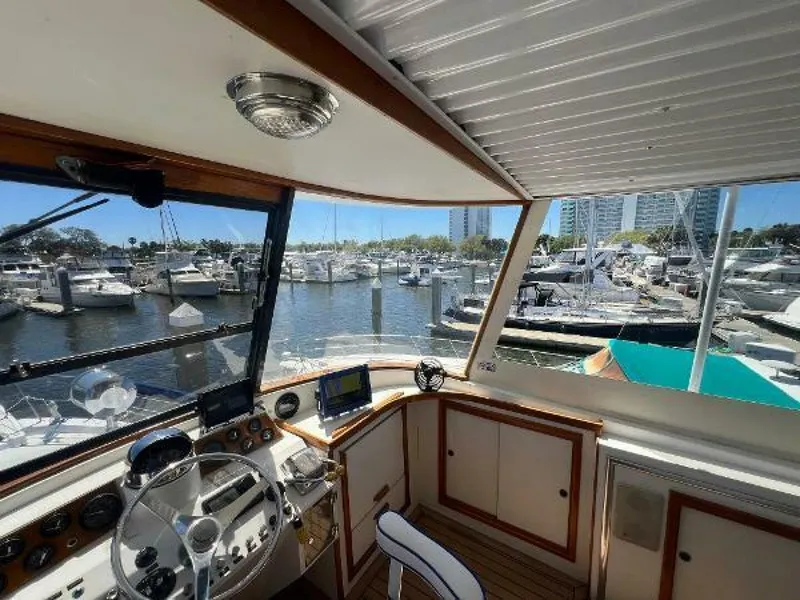 Slide: The Image of Gulfstar 44 Aft Cabin MY 1986 - 14