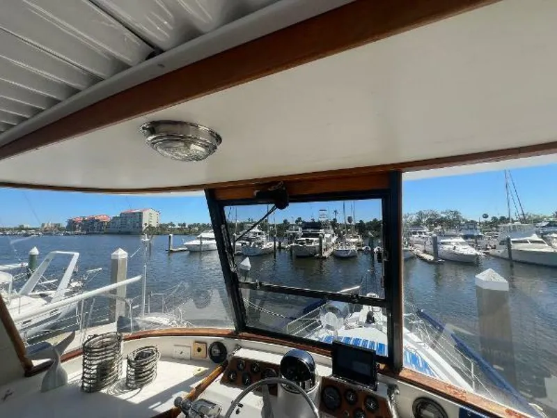 Slide: The Image of Gulfstar 44 Aft Cabin MY 1986 - 17