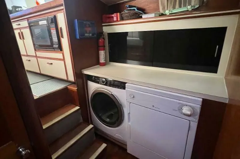 Slide: The Image of Gulfstar 44 Aft Cabin MY 1986 - 31