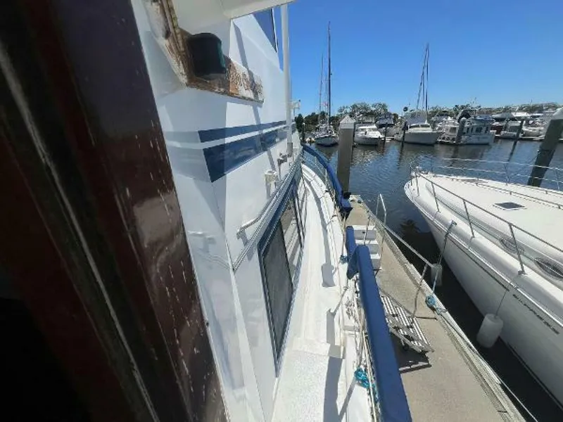 Slide: The Image of Gulfstar 44 Aft Cabin MY 1986 - 6