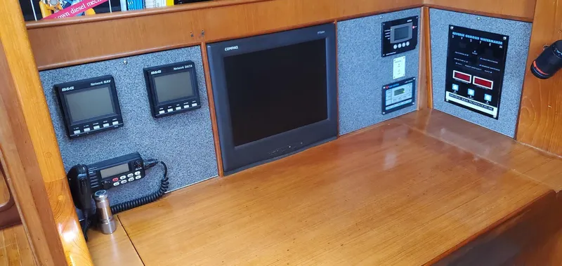 Slide: The Image of Tayana 55 Centercockpit 1989 - 17
