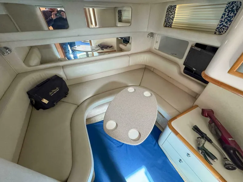Slide: The Image of Sea Ray 450 Sundancer 1997 - 20