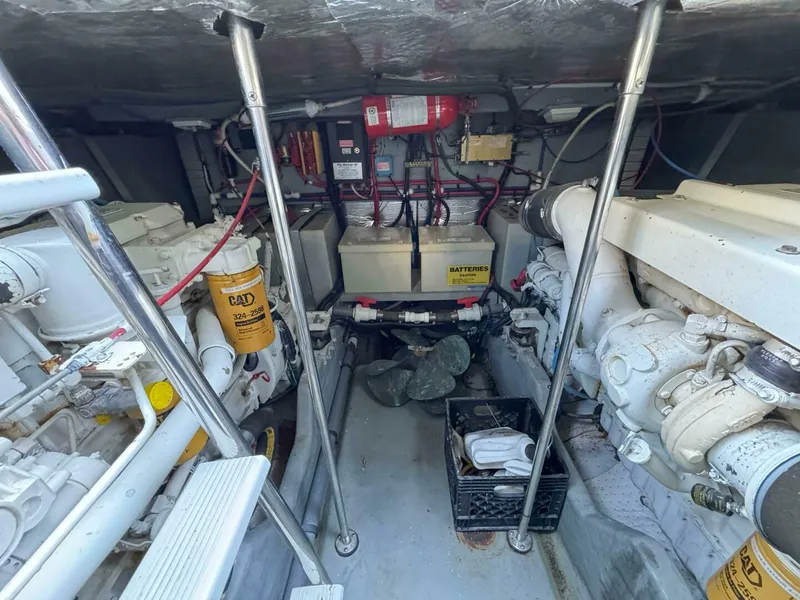 Slide: The Image of Sea Ray 450 Sundancer 1997 - 37