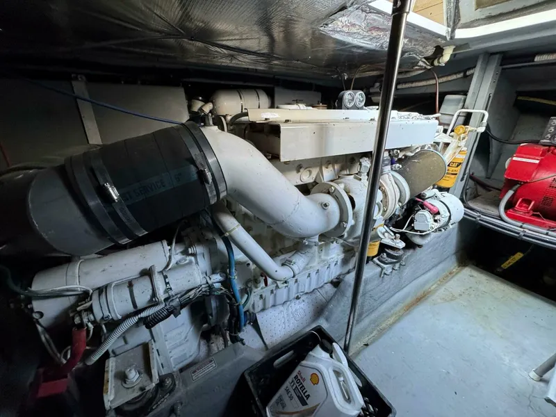 Slide: The Image of Sea Ray 450 Sundancer 1997 - 43