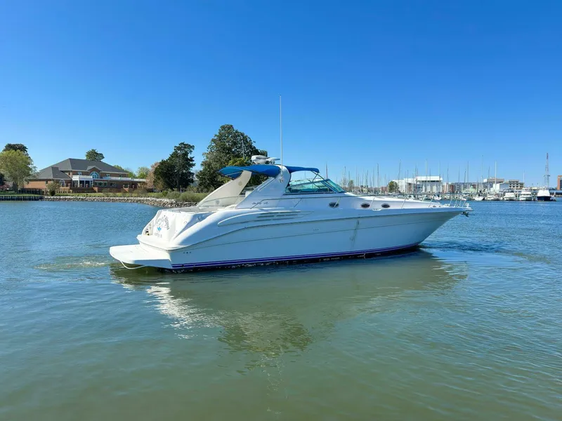 Slide: The Image of Sea Ray 450 Sundancer 1997 - 57