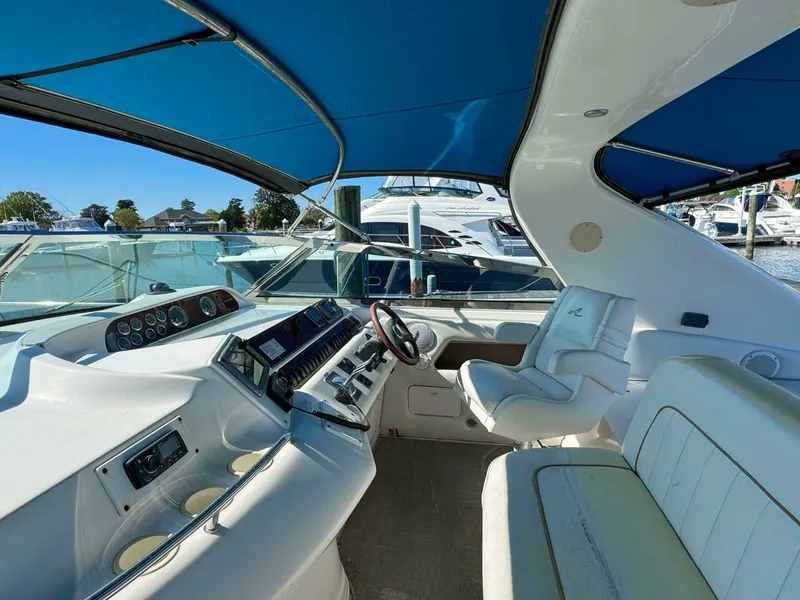 Slide: The Image of Sea Ray 450 Sundancer 1997 - 9