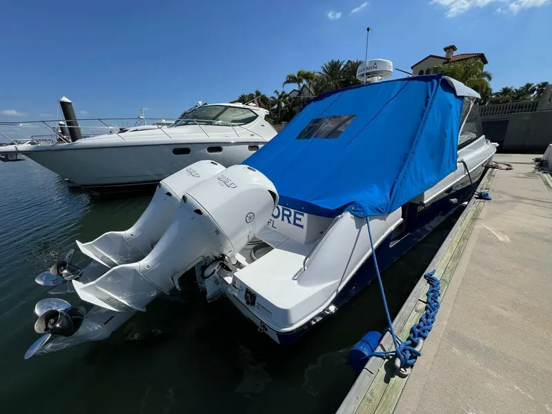 Slide: The Image of Everglades 340 Dual Console 2019 - 27