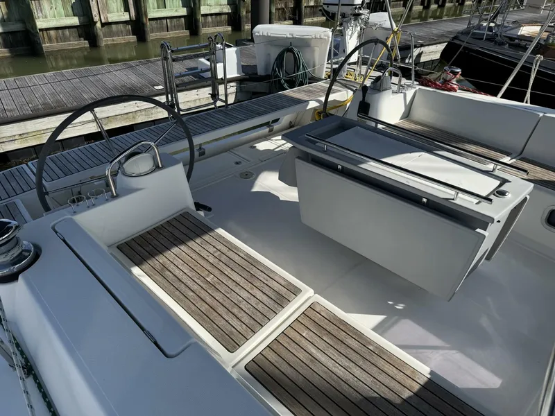 Slide: The Image of Beneteau Oceanis 45 2016 - 18