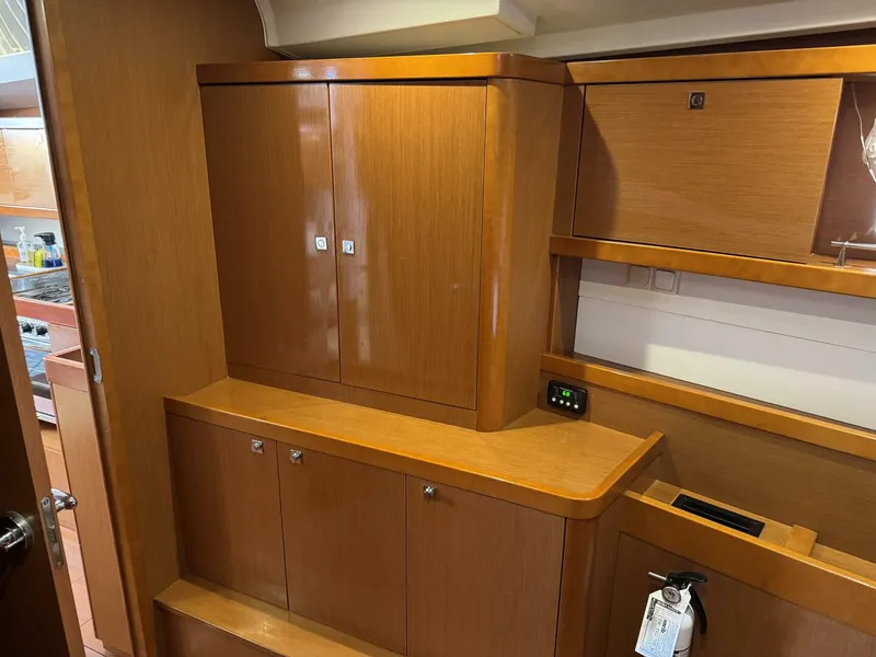 Slide: The Image of Beneteau Oceanis 45 2016 - 38