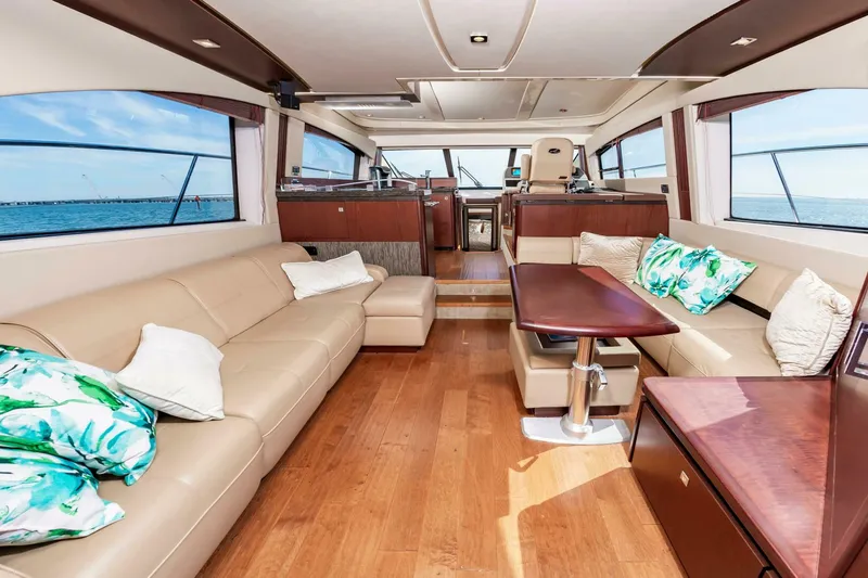 Slide: The Image of Sea Ray 510 Fly 2015 - 22