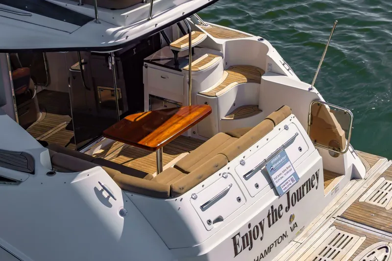 Slide: The Image of Sea Ray 510 Fly 2015 - 3