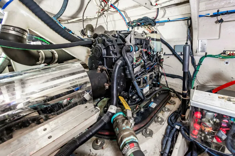 Slide: The Image of Sea Ray 510 Fly 2015 - 59