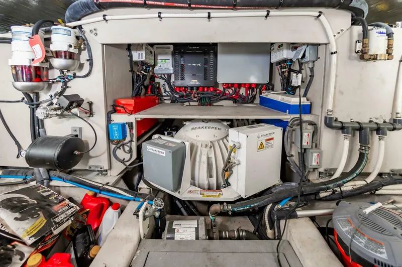 Slide: The Image of Sea Ray 510 Fly 2015 - 61