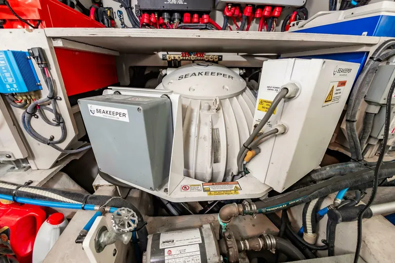 Slide: The Image of Sea Ray 510 Fly 2015 - 62