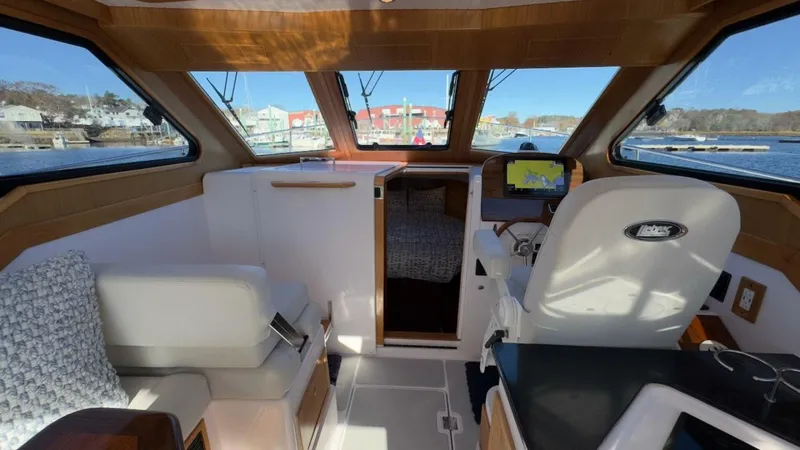 Slide: The Image of True North 34 Outboard Express 2022 - 13