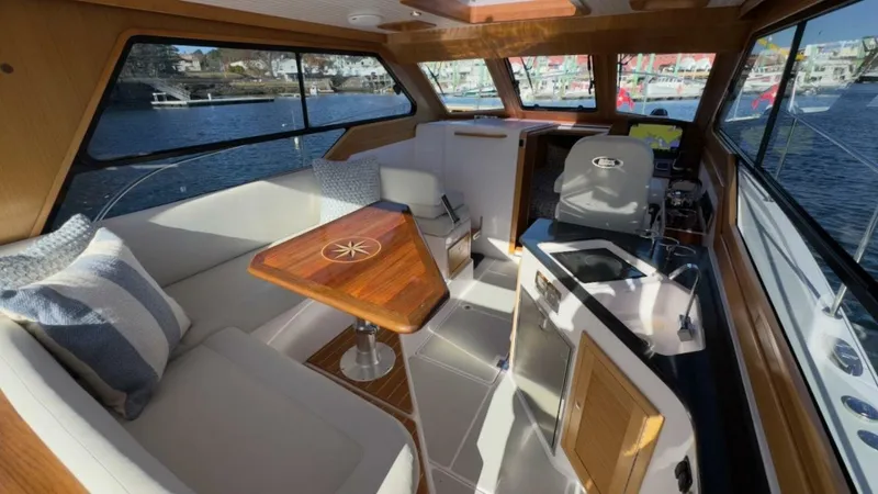 Slide: The Image of True North 34 Outboard Express 2022 - 21
