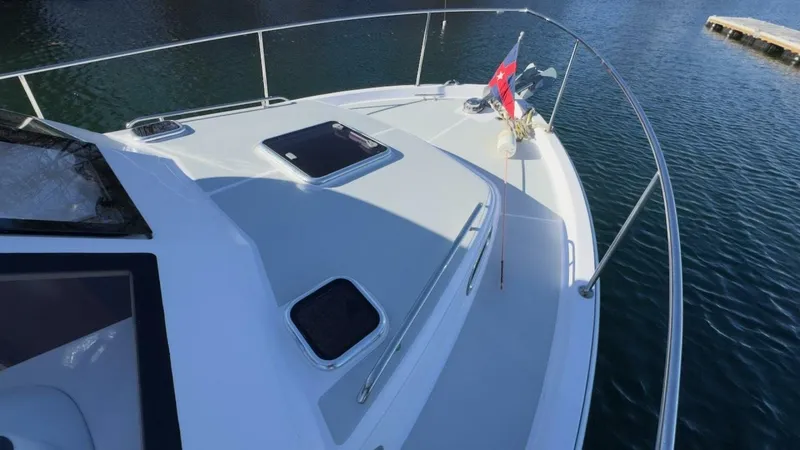 Slide: The Image of True North 34 Outboard Express 2022 - 30