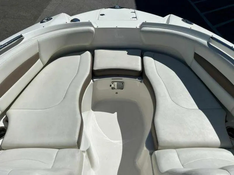 Slide: The Image of Chaparral 244 Sunesta 2014 - 40