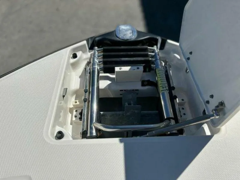 Slide: The Image of Chaparral 244 Sunesta 2014 - 45