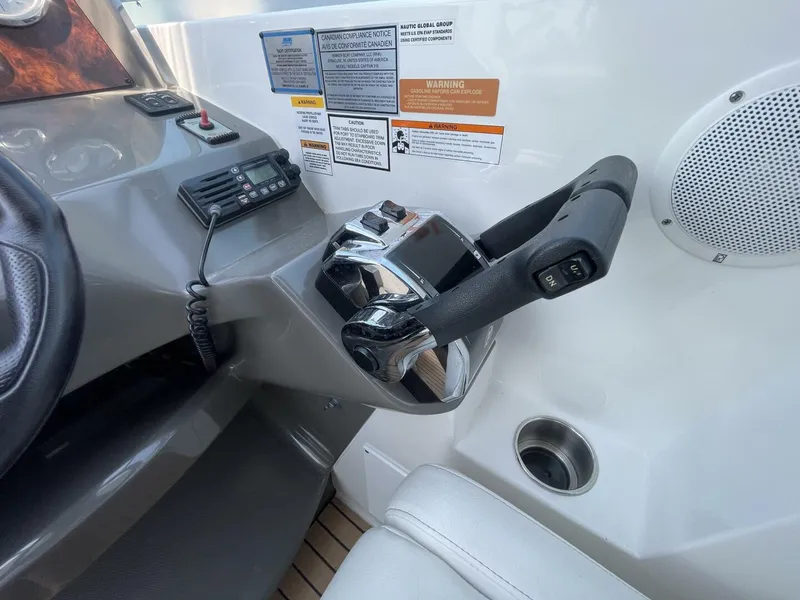 Slide: The Image of Rinker 310 Express Cruiser 2013 - 22