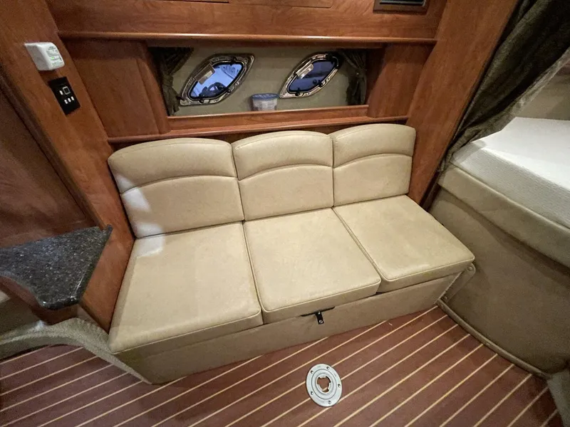 Slide: The Image of Rinker 310 Express Cruiser 2013 - 27