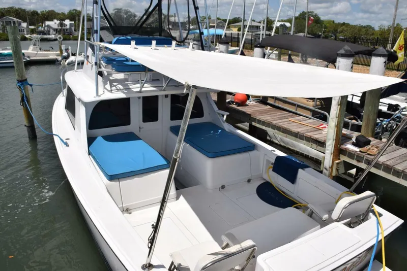 Slide: The Image of Bertram Flybridge Cruiser 1976 - 45