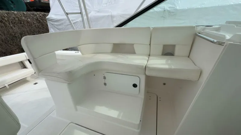 Slide: The Image of Tiara 2900 Open 2005 - 8