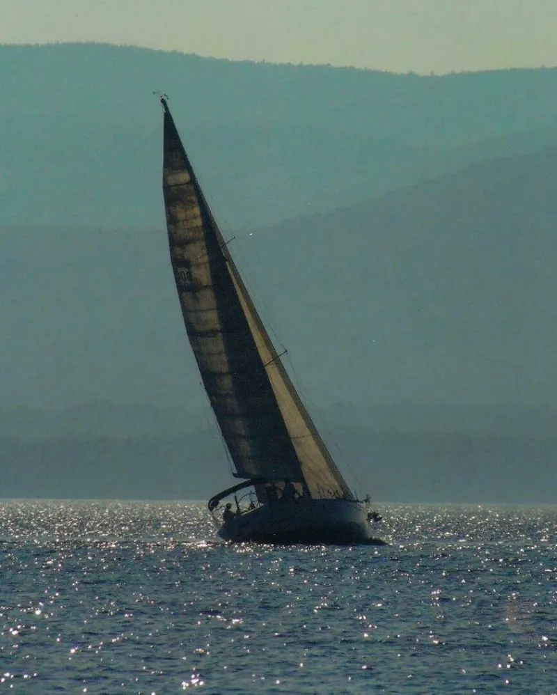 Slide: The Image of Beneteau 1991 - 8