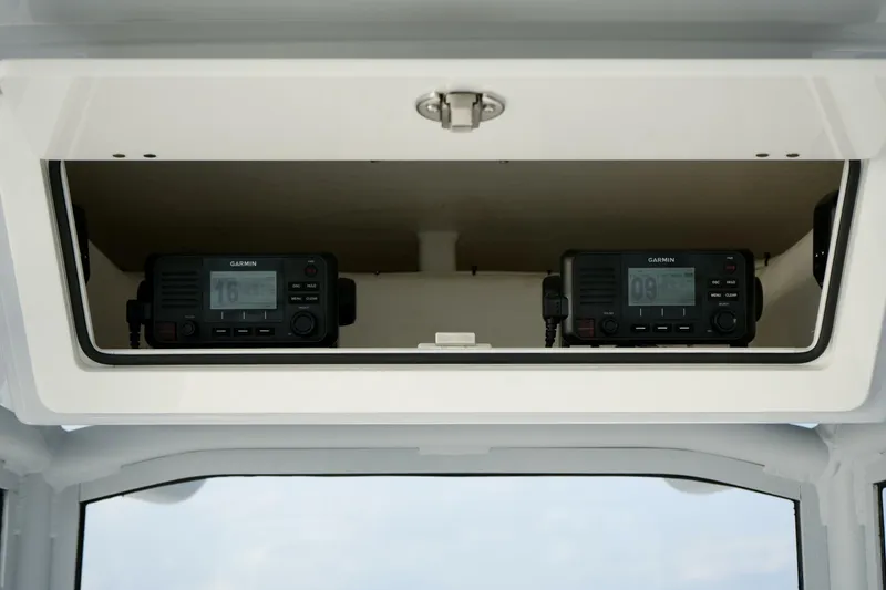 Slide: The Image of Reef Runner Center Console 2024 - 4