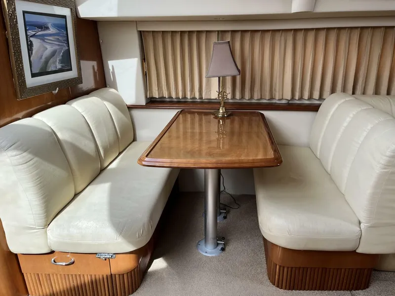 Slide: The Image of Carver Yachts 396 2005 - 38