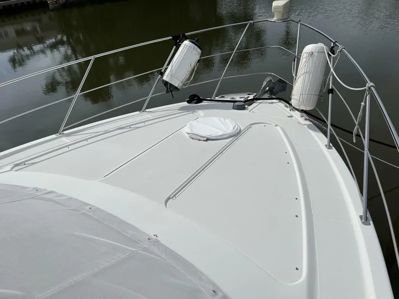 Slide: The Image of Carver Yachts 396 2005 - 56