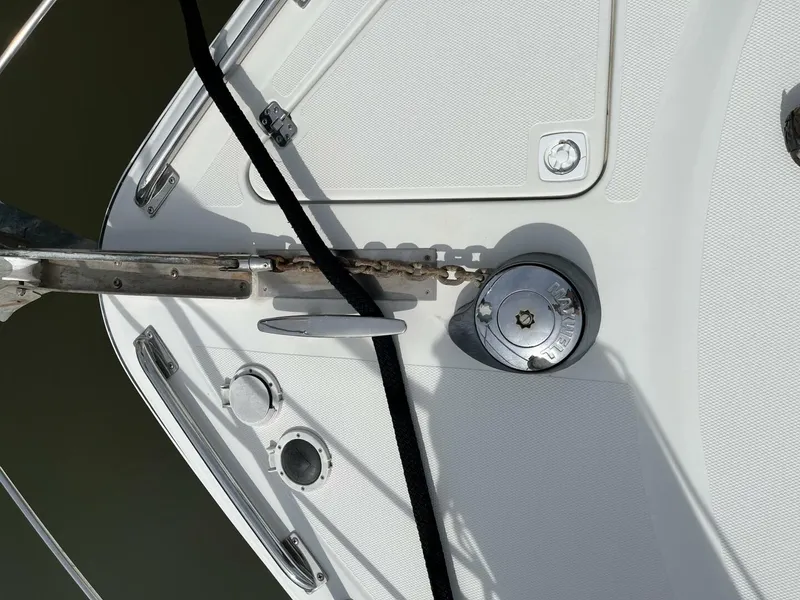 Slide: The Image of Carver Yachts 396 2005 - 57