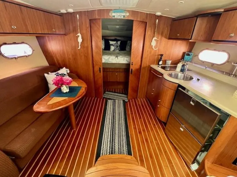 Slide: The Image of Tiara 3900 Sovran 2007 - 12