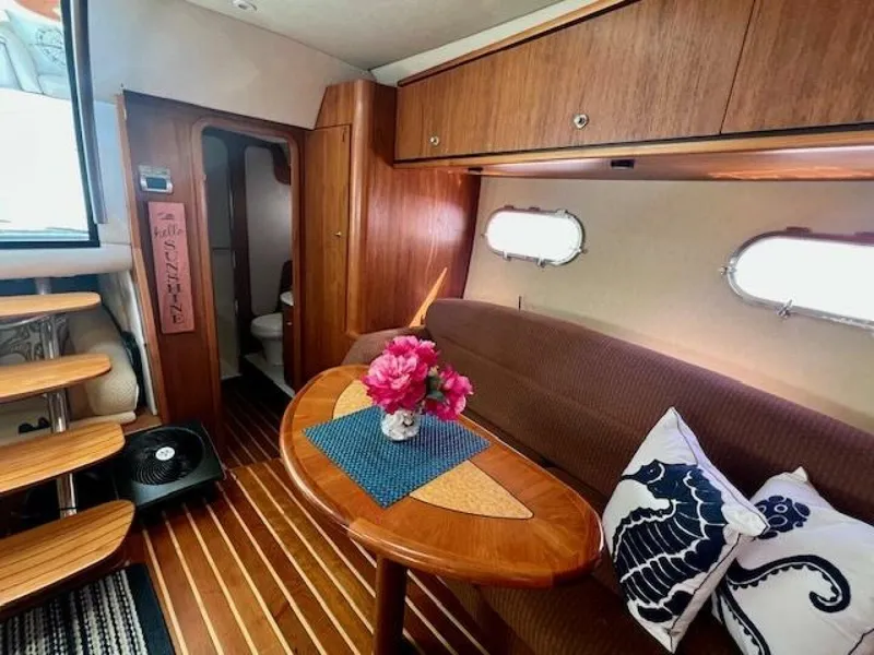 Slide: The Image of Tiara 3900 Sovran 2007 - 15