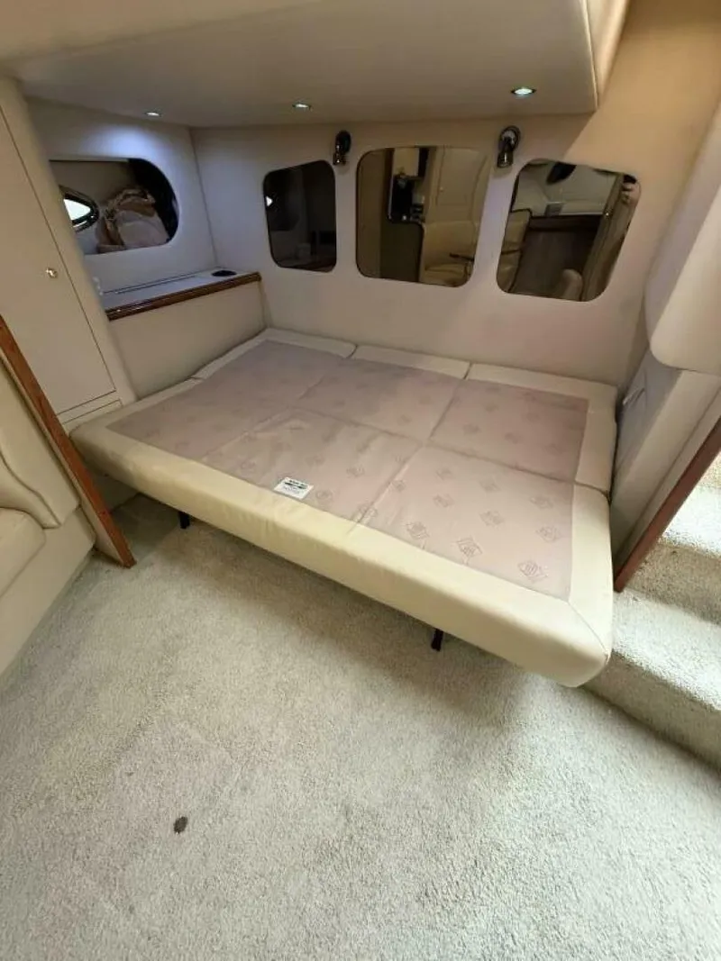 Slide: The Image of Cruisers Yachts 3672 Express 2001 - 26
