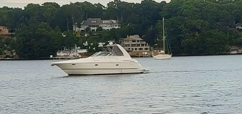 Slide: The Image of Cruisers Yachts 3672 Express 2001 - 33