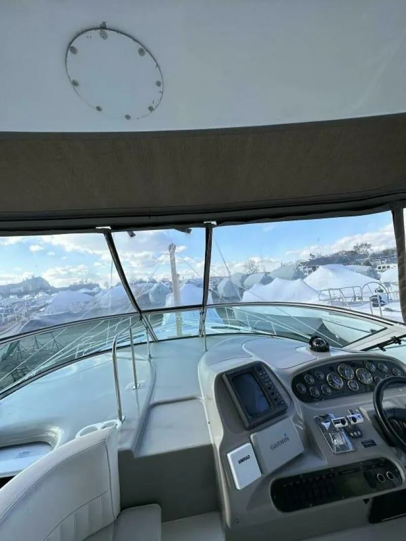 Slide: The Image of Cruisers Yachts 3672 Express 2001 - 4