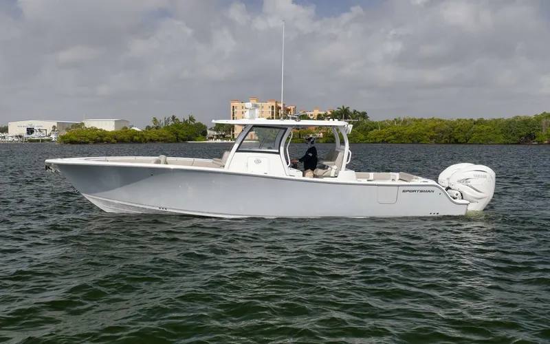 Slide: The Image of Sportsman 352 2022 - 8
