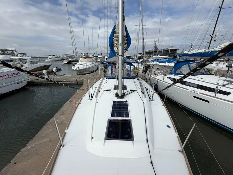Slide: The Image of Jeanneau Sun Odyssey 389 2018 - 10
