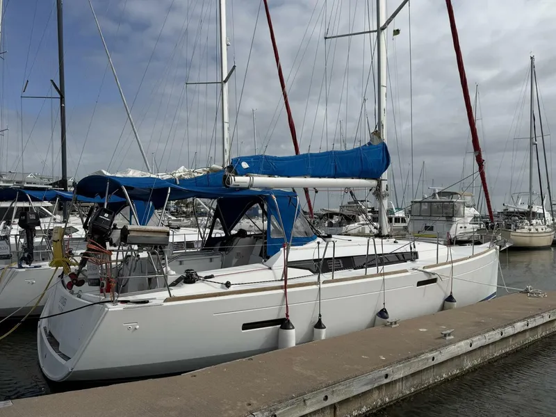Slide: The Image of Jeanneau Sun Odyssey 389 2018 - 2