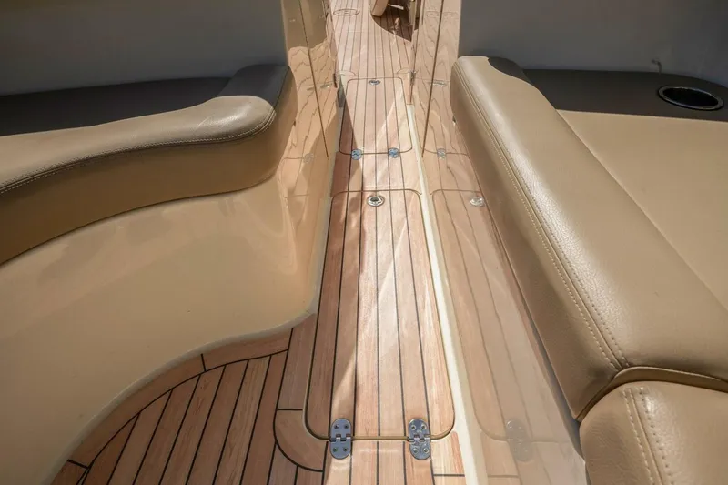 Slide: The Image of Chris-Craft Launch 32 2013 - 20