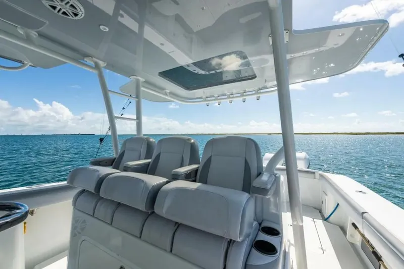 Slide: The Image of Yellowfin 42 Center Console 2019 - 12